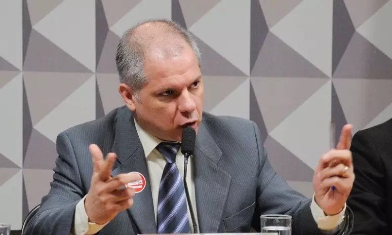 A ação resultou no afastamento cautelar de seis servidores ligados à alta gestão do Instituto, entre os quais o presidente Alessandro Stefanutto. 